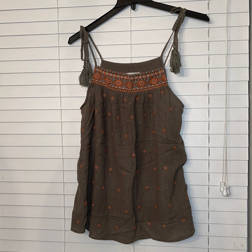 Never Worn tank with tie straps